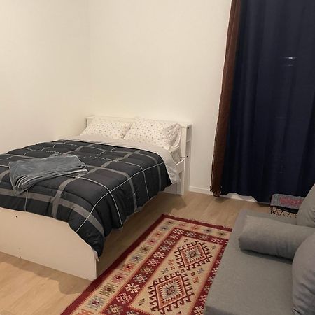 Jana Holiday Arcueil Eksteriør billede